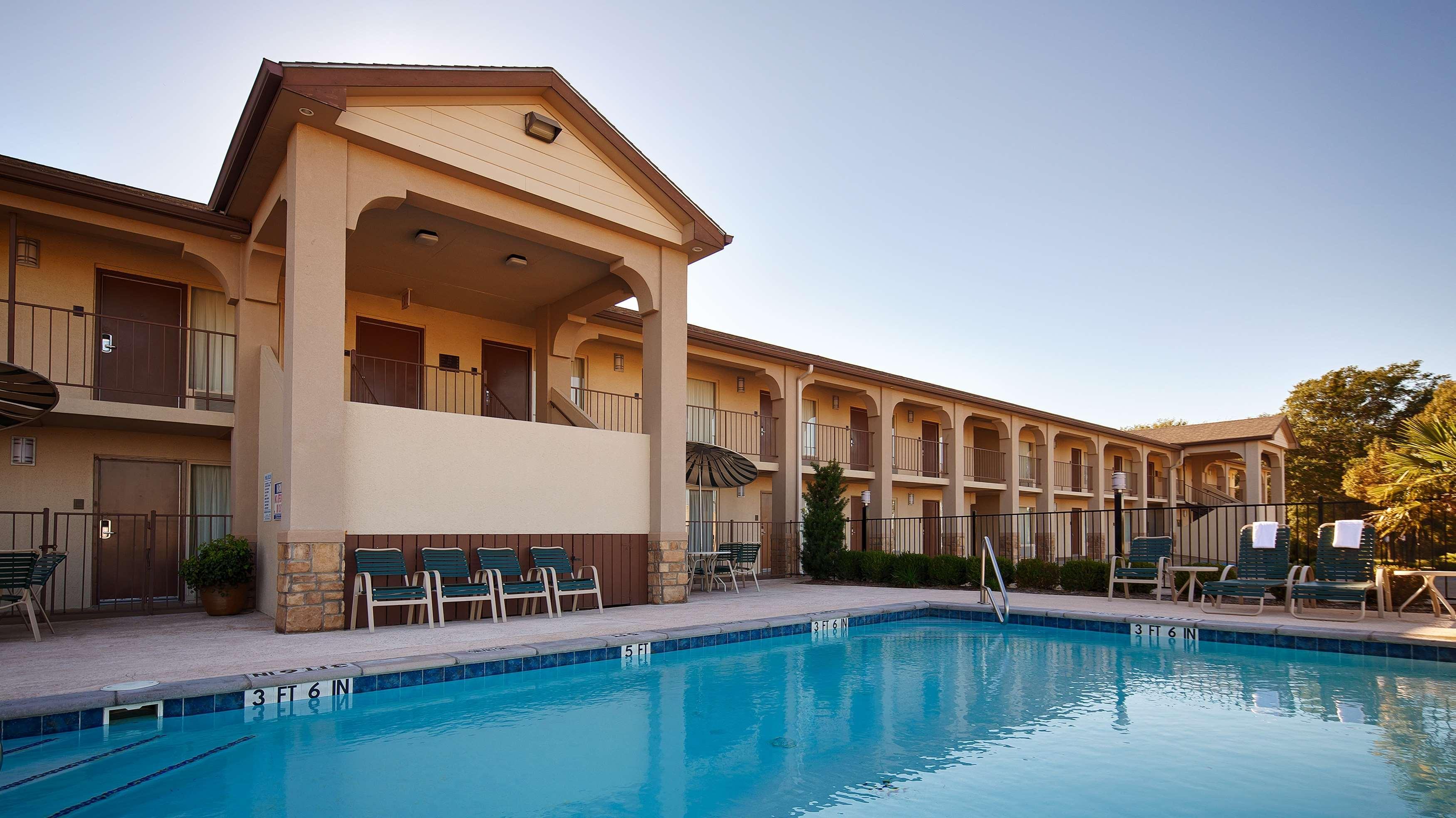 Best Western Canton Inn Buitenkant foto